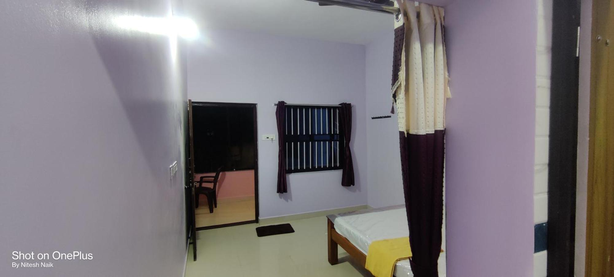 Navni Beach View Stay Гокарна Екстериор снимка