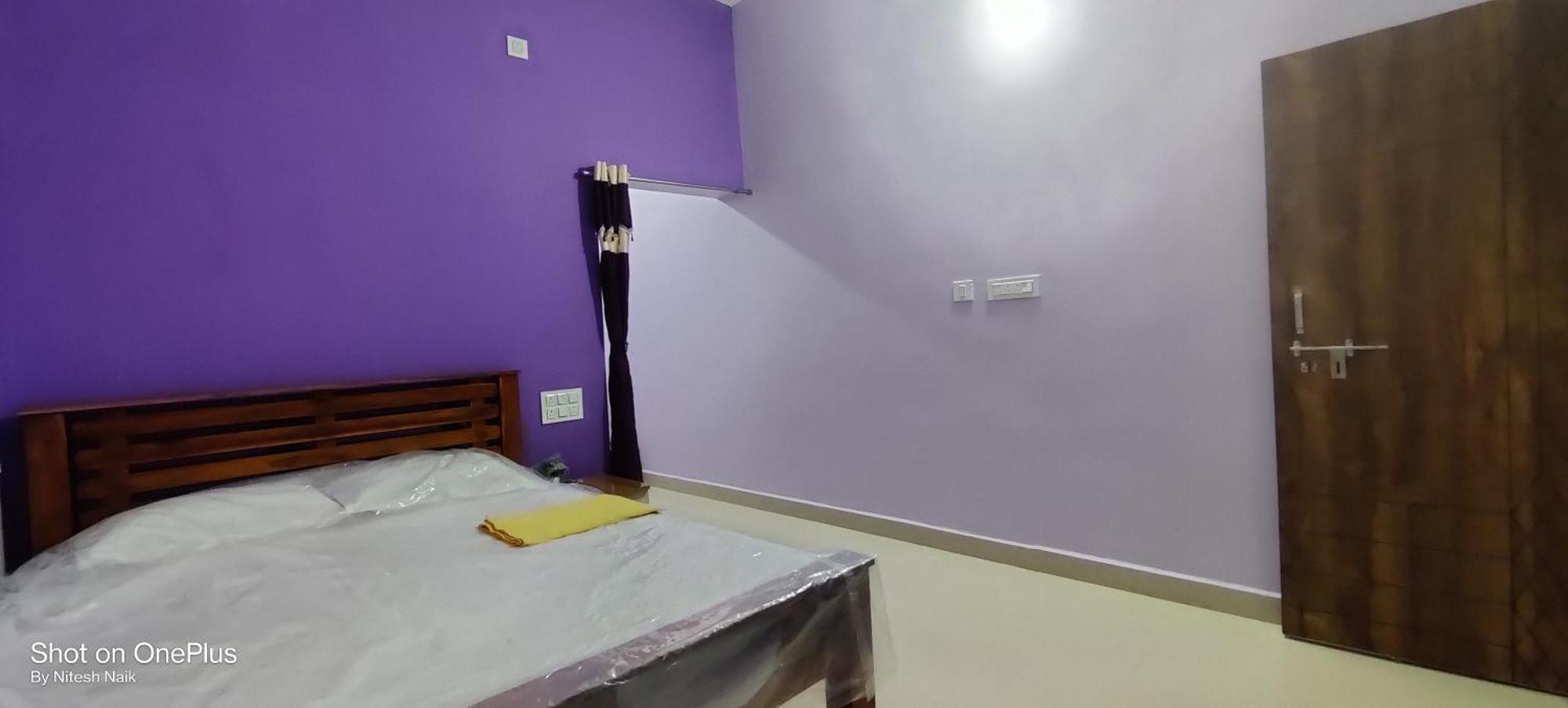 Navni Beach View Stay Гокарна Екстериор снимка
